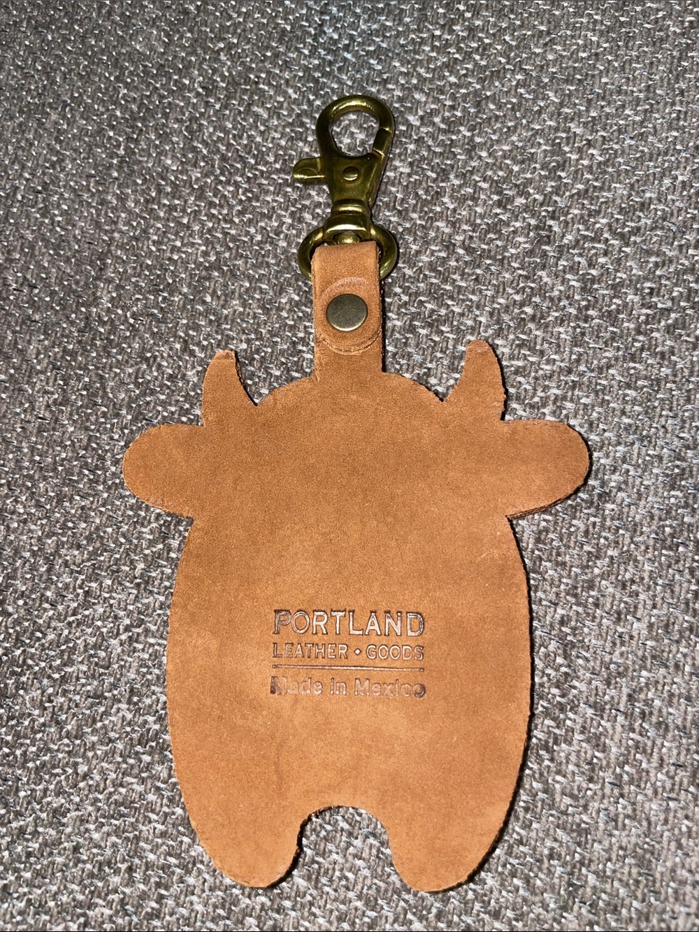 Portland Leather Rufus Cow Keychain - Picture 5 of 7